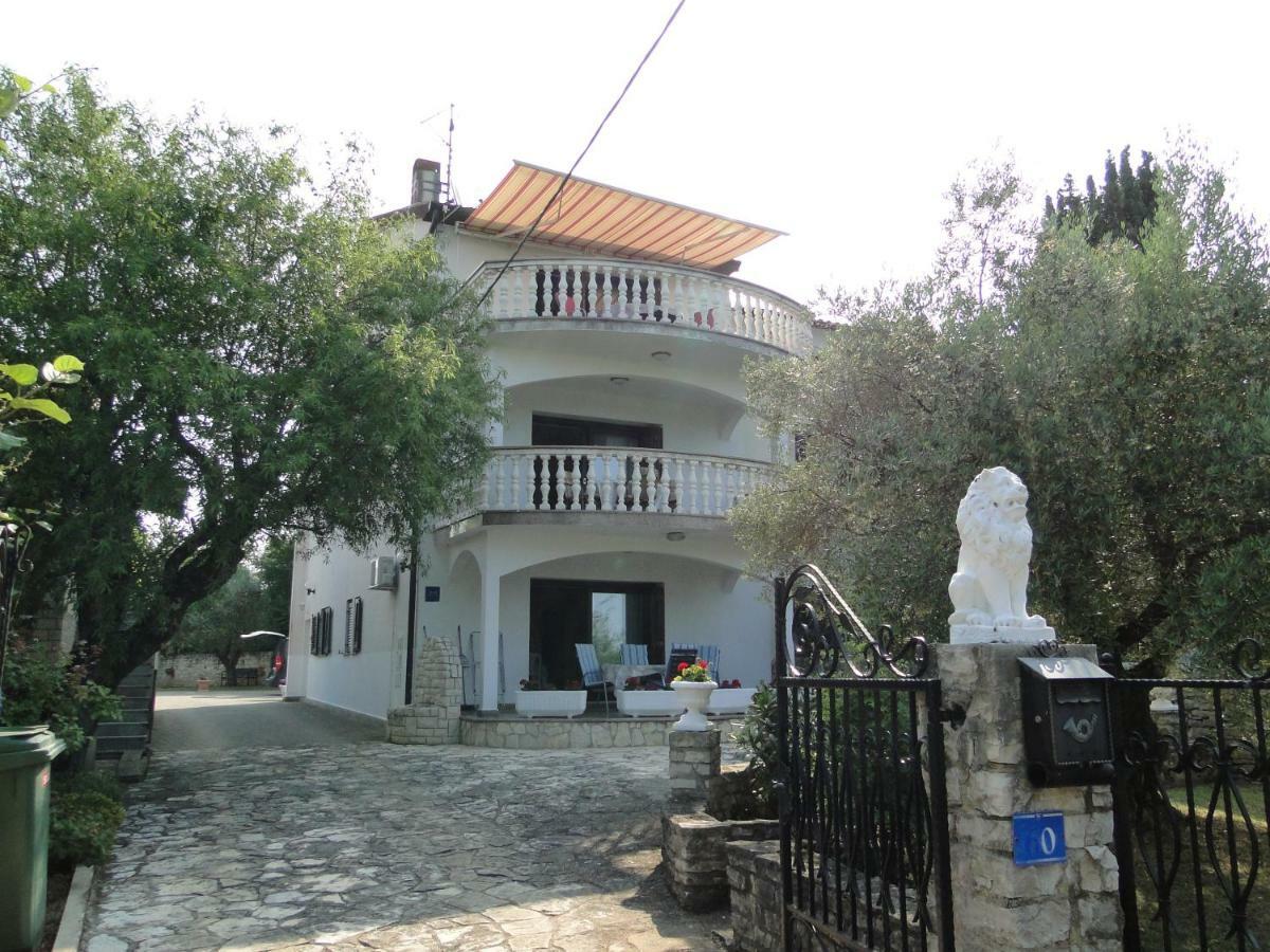 Apartments Villa Maran Umag Ngoại thất bức ảnh