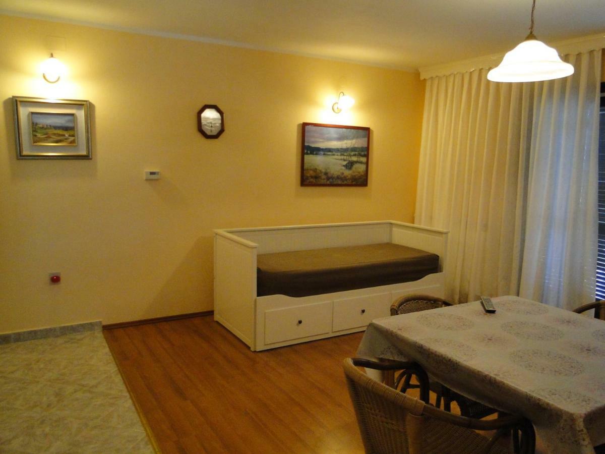 Apartments Villa Maran Umag Ngoại thất bức ảnh